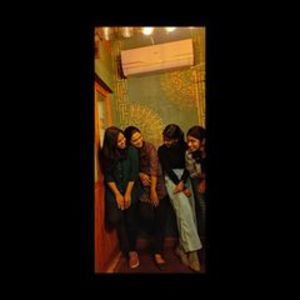 Meet your Posher, Maria steena